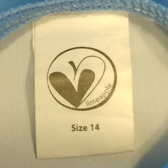 Long-Sleeved Rashguard - Picture 6 of 7